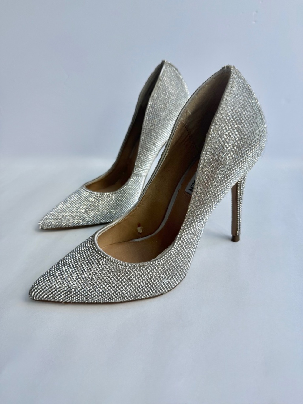Steve Madden Silver Rhinestone Heels Pointed Toe Stiletto Size 6